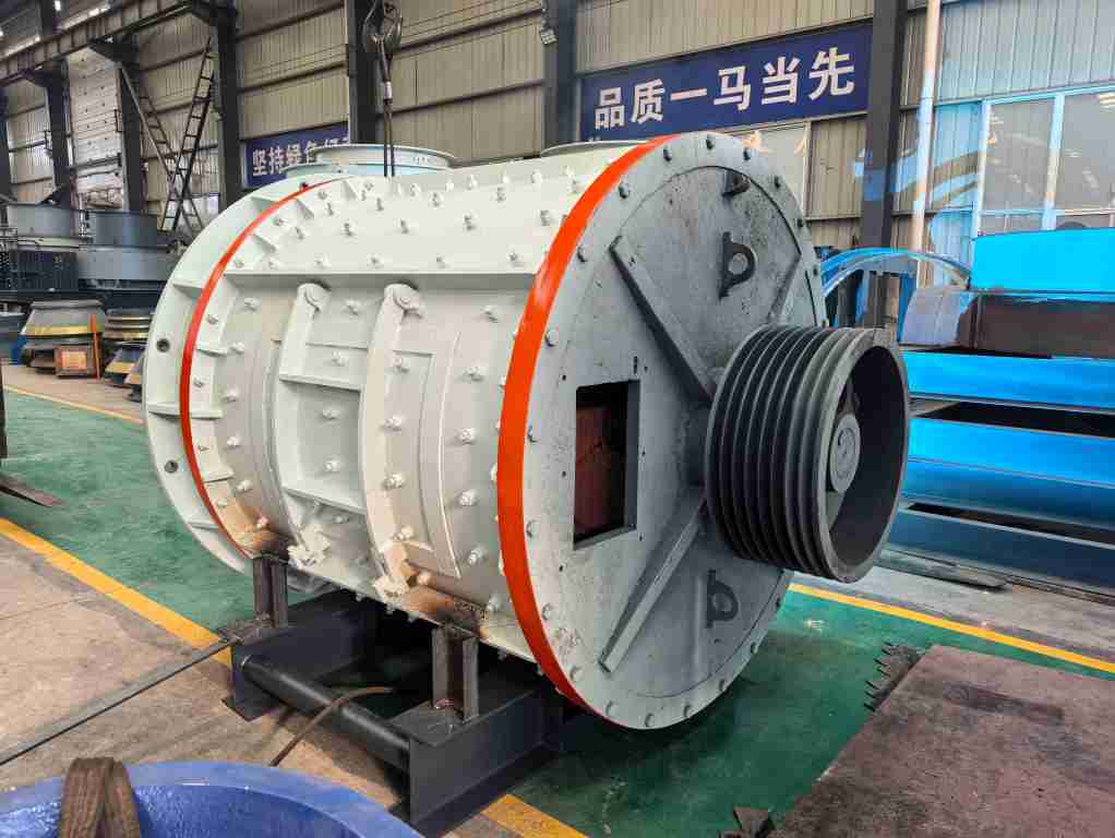 PLF Vertical Compound Crusher