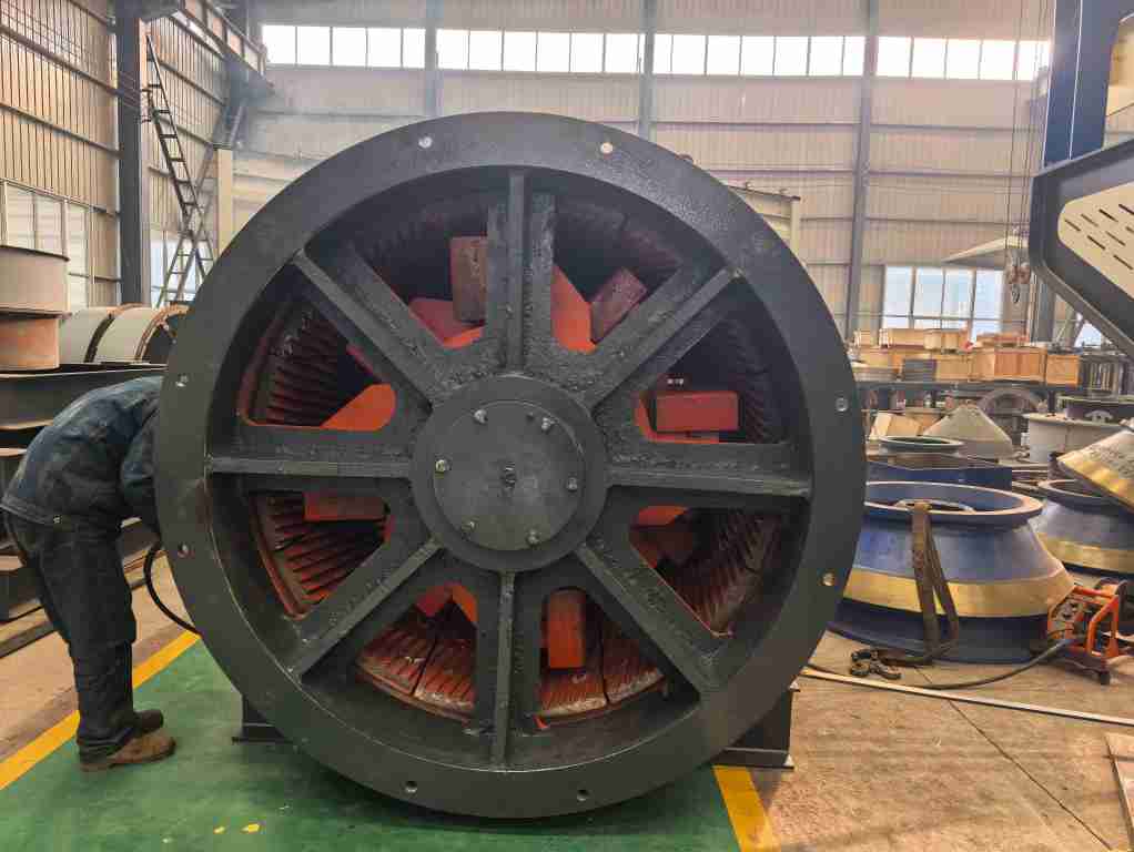 PLF Vertical Compound Crusher